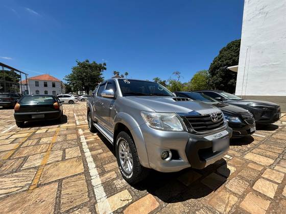 TOYOTA HILUX 3.0 SRV 4X4 CD 16V TURBO INTERCOOLER DIESEL 4P AUTOMÁTICO